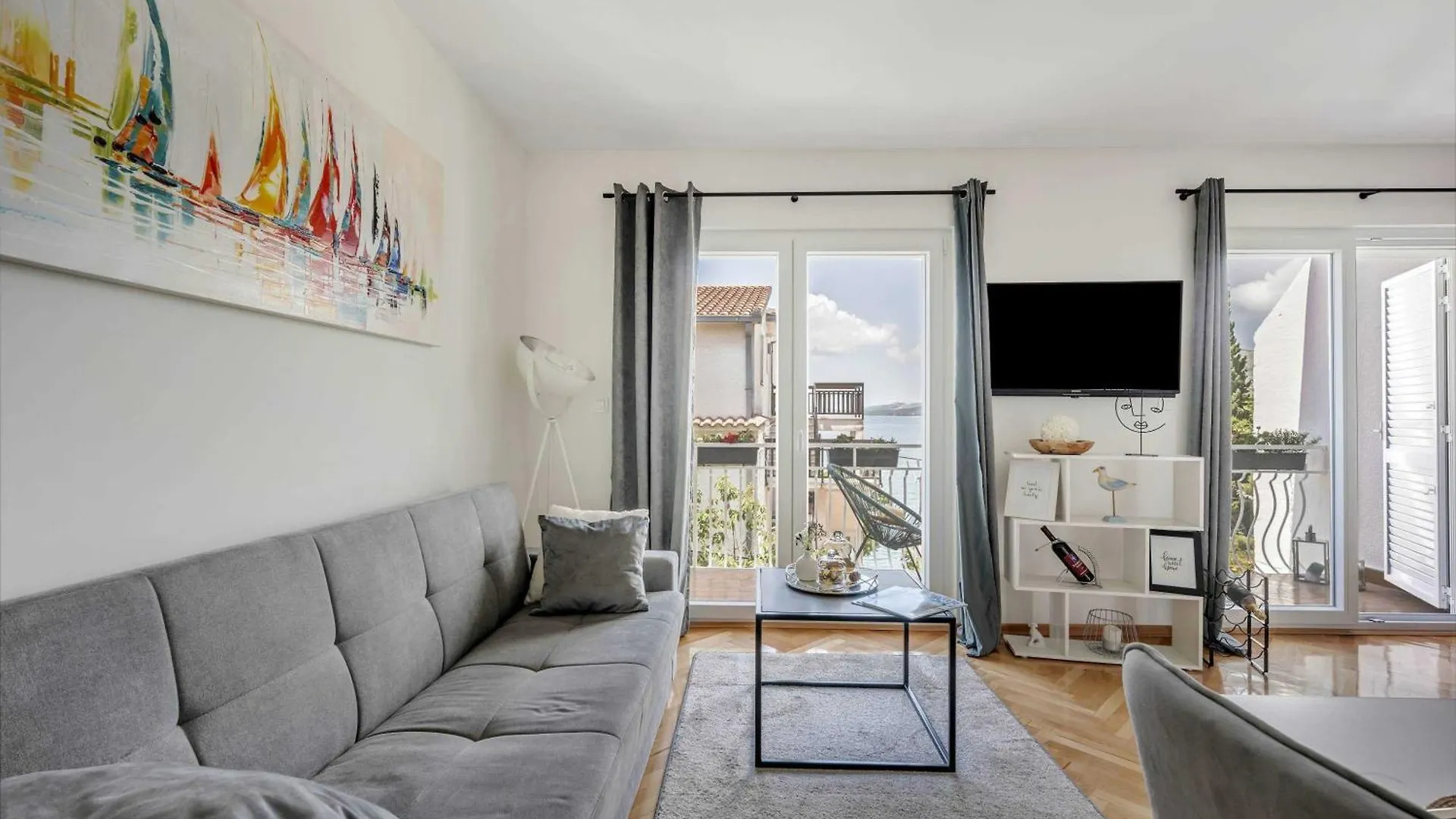 Elegant Tranquil Okrug Gornji Apartments Trogir 0*,  Croatia